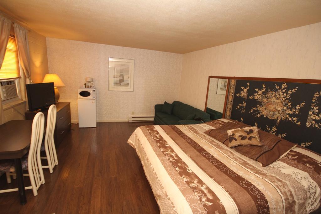 Motel Grande Ile Salaberry-de-Valleyfield Exterior photo